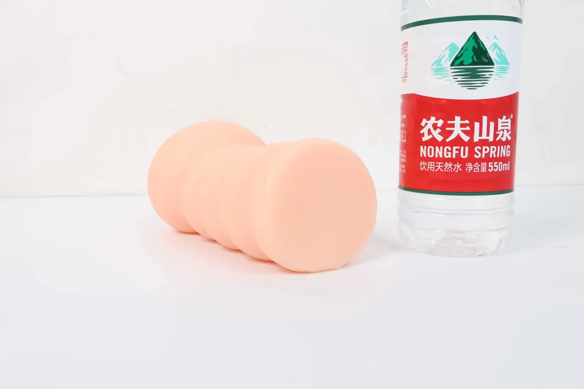 汤玛托易士 AIV NO.13: Test eines Kanals mit gemischten Texturen