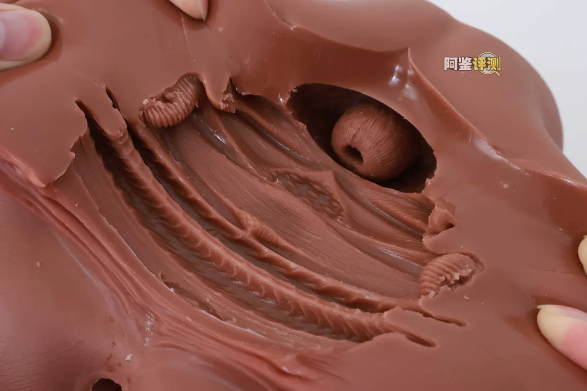 COC 可可狼姬 standard: layered texture and difficult end-section cleaning