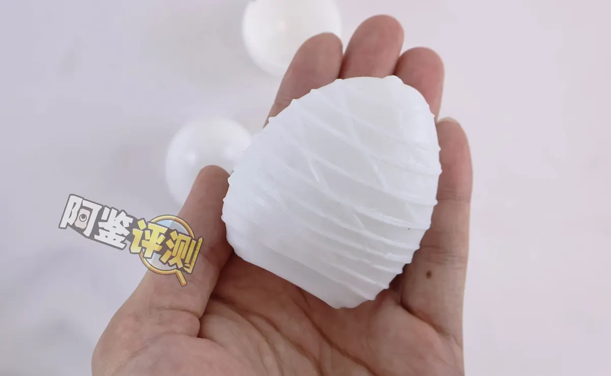 TENGA EGG: SILKY, CLICKER und STEPPER