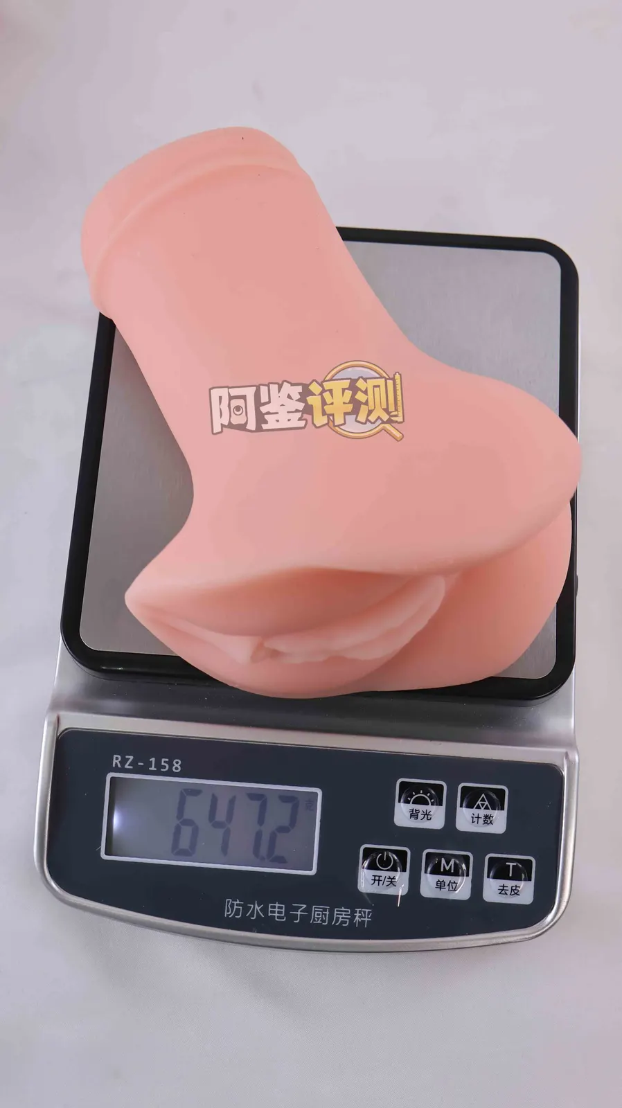 对子哈特工口姐姐 Generation 1: sanfte Kurven, weniger Details als Generation 2