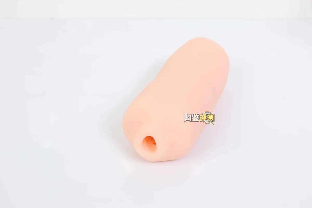 汤玛托易士 粒肉彼女: dichte Noppen bei mittlerer Intensität